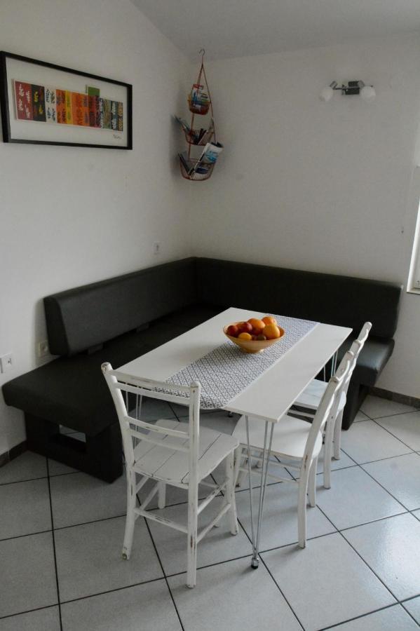 Apartman Klara มูร์แตร์ ภายนอก รูปภาพ